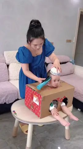 Solusi nih buat potong rambut si bocil 😁😁😁#videoviral #videolucu #bocilbarbar #alatcukur 