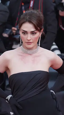 #EsraBilgiç in #Messika High Jewelry for the #Cannes2023 Film Festival. 