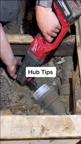Taking old pipe out of a Cast Iron Hub  #plumbingtips #diyplumbing #renovation #bathroomreno #castiron #ledpipes 