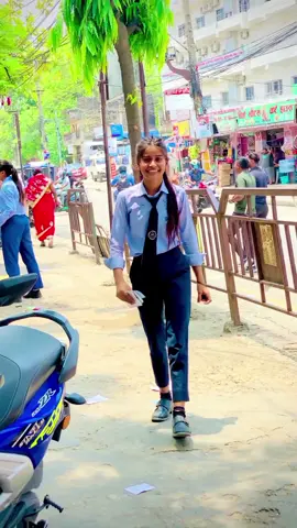 hmr Lage Chali na upaya ho 🤣🤣🤣#happylife #happygirl #lovelysong #minehappiness🥀💯🥺🤞💖 #loveyouall💕 #frypgシ #familylovers😍🤞❣️💖🔥 #tiktoknepal🇳🇵 #