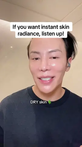 Who doesnt love an instant radiance boost to brighten dull, dry and tired skin? ✨ Our 20% Vitamin C Serum is perfect for brightening while hydrating and firming the skin 🍊 #vitaminc #brighteningserum #glowyskin #skincareproducts #antioxidants #dullskin 