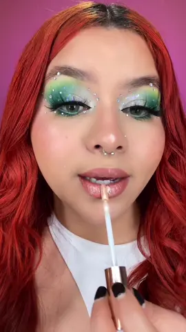 Green Makeup 💚 #makeuptutorial #maquillajepasoapaso #Makeup #badbunnypr #beauty