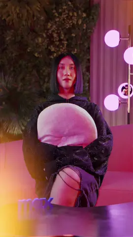 #MaxPartner Max is givinggg 👏 Sign up to watch all your favorites from Crazy Rich Asians to Cutthroat Kitchen and many more 🫶 #StreamOnMax @Max 