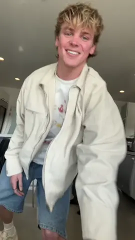 stop gangnam styling on me😂🥺