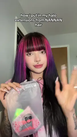 link in my bio theyre SO THICK & soft omg. i got the 20in black <3 #fyp #fypシ #foryou #foryoupage #nannanhair #haloextensions #howto #extensions #hairextensions #tutorial #hairturtorial #hair #wig #bangs #pinkhair #trending #viral #alt #alternative #alttiktok 