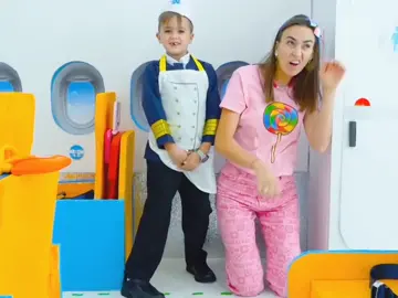 ##TryItWithTikTok #airport #funny 