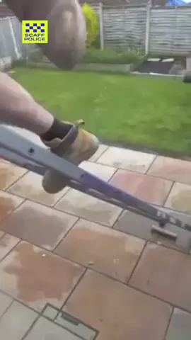 Ladder slips whilst scaffolder is working off it 😳🤦🏻‍♂️ luckily there was no injuries 🙏 please be careful when working at heights! #scaffpolice 