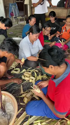 Pembuatan makanan khas toraja belundak/bulindak/karirik👍   #toraja #torajasulawesiselatan #bulindak #khastoraja #makanankhastoraja 