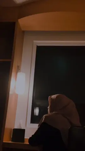 Membalas @me Kamu sedang khawatir apa? #videomentahan #fypシ #videoaesthetic #lovemyself #AQUAUVAirPower 