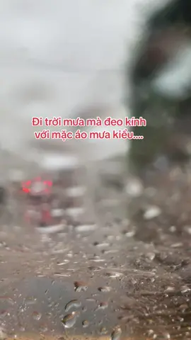 Team đeo kính vào điểm danh đi ạ 😅 #cận  #đeokinh #mưa 