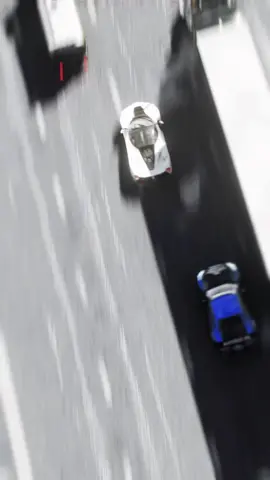 Highway Battle: GTR vs LaFerrari  Game: Assetto Corsa on PC with mods  Server: @Mk Elite  Track: MKElite’s 12 Lane Highway #assettocorsa     #shutokorevivalproject  #wangan             #cutup   #nohesi     #gaming  #videogames       #gtr   #ferrari 