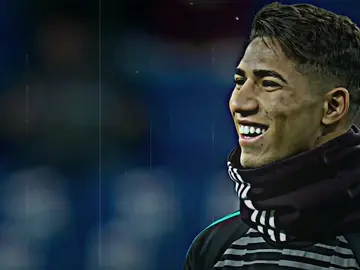كيف ريال مدريد اتخلى عن هذا الثنائي؟🙁💔#اشرف_حكيمي #ثيو_هيرنانديز #تيم_أيكونز⚡ #تيم_ملوك_العالم #كامافينجا♕ #تيم_fbi⚡ #تيك_توك #المصمم_كلش #foryoupage #realmadrid #tiktokgaming #viral #fypシ 