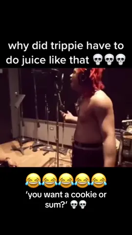 juice wrld meme 😂🖤 #juicewrld #juicewrld999 #unseen #fyp #xyzbca #viral #blowthisup #unreleasedjuicewrld #rip #behindthescenes #meme #funny #lol #pov #fyp #fyps #rap #rapper #food #juicefood #juiceforever #trippieredd 