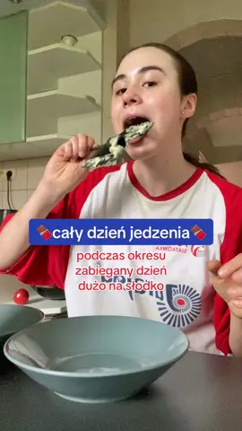 kocham nagrywać full day of eating #całydzieńjedzenia #Vlog #dc #dlaciebie #minivlog #balans #zdrowejedzenie #zdrowie #zdroweodżywianie #kaszamanna #batonproteinowy #słodkie #viral #goviral 