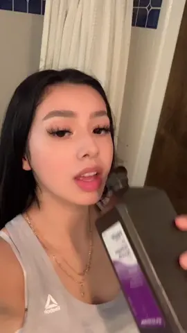 Teeth whitening or terrible for your teeth 😅🦷💥 lets find out! #teethwhitening #hydrogenperoxide #reaction #health 