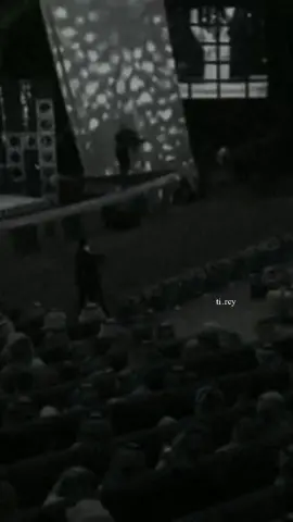 عمري ثلاثين عام .. و عشتها مرتين فهد الشهراني#الشهراني#متصدر#الترند#لايك#اكسبلور #المصمم#عايف#yo#singing