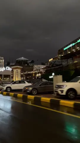 اجواء أبها هالأيام تاخذ القلب بجمالها 😭🤍 #أبها #ابها #اجواء_ابها #مطر #مطر_ابها #abha #fyp #fypシ #viral #exploer 