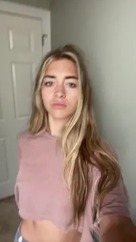 🎓