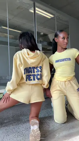 The only Lounge Set you need in your life 💛 ‘Series 5’✨ #thatssofetchau #loungewearoutfit #loungewearstyle #loungewear #yellow #hoodieszn 