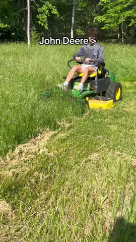 Replying to @user7962610887571  🦌 #fyp #johndeere #fyp #zeroturn 