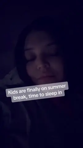 #summerbreak #sleepin #teamnosleep #babiesoftiktok #MomsofTikTok 