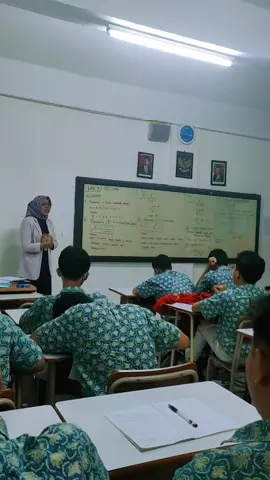 #anakbelajar #SekolahKreatif #VideoAnakBelajar #guruindonesia #disekolah #AnakSekolah 