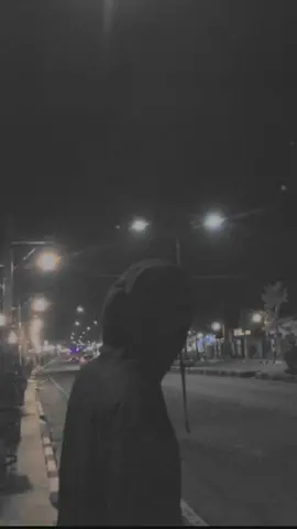 anak laki²yang hancur dngan pikirannya sendiri🙂#metoosmile #DarkVibesAesthetic #srorywa #sadvibes #sadvibesstory #lonelysadvibes #LirikLaguSadVibes 