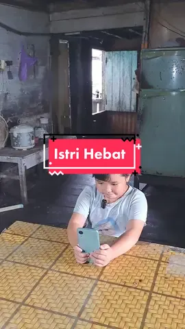 Wah... Akhirnya 1M 🥰 mksh ya atas dukungan semua teman2 moga keluarga_receh2 bs lebih baik lagi Amin... 🥰🙏 #fyp #ketawangakak #ngakakkocak #wiwikpatrisiajovan 