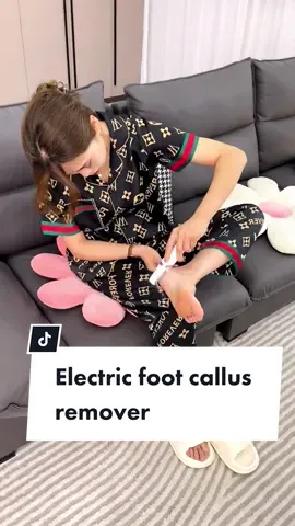 Electric foot callus remover,rechargeable,electric foot filer dead skin remover#fyp #foryou #goodthing #LifeHack #goodthingstoshare 