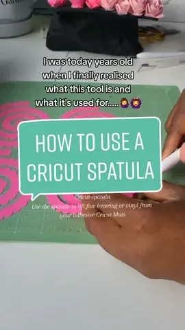 How to use your Cricut paper tools - the sputula: use the spatula to lift fine lettering or vinyl from your adhesive Cricut Mats #cricutpaperproject #cricuttutorialsforbeginners #paperflowerscraft #cricutmadeprojects 