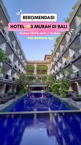 Hotel yang super recommended buat kalian yang mau staycation di bali. #hotelmurahbali #hotelbali #kuta #staycation #hotelmurah #sunsets #bali #legian 