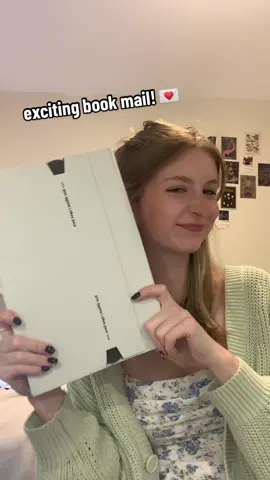 such a cool bookmark 🤩 very very excited for this!! #ellasimpsforbooks #girlslikegirlslikeboysdo #hayleykiyoko #sapphicbooks 