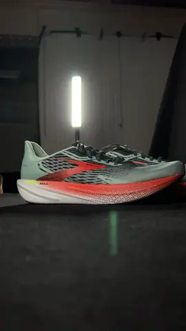 The Future of Brooks Shoes? #brooksrunning #brooks #runnersofinstagram #runningshoes #runchat #brookshyperionmax #Running #therunningchannel #runimproverepeat