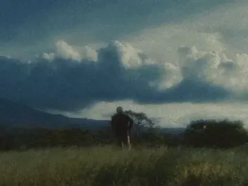 شحافظ لمظفر ؟✨ #كتلان #عراقي #شعبي #شعر_عراقي #شعر_شعبي_عراقي #كاظم_اسماعيل_الكاطع #مظفر_النواب #مظفر #edit #explore #حزن #هم #اشعار #العراق #fyp #الشعب_الصيني_ماله_حل😂😂 