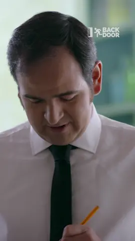 ¿Quién le puede decir que no a un postrecito?🍰 🧁 🍮  #APuraDulzura  #BackdoorHumor