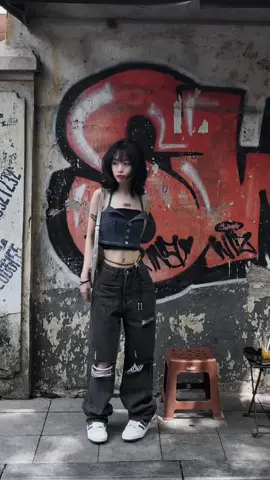 View dính the nhòoo #fypシ #fyp #outfit #goclamdep #review #OOTD #outfitideas #fakebody #heyychie 