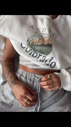 So cute🤍☁️  #princesspolly #shoppinghaul #fashion #fashionblogger #outfit #OOTD #outfitpost #outfitinspo #fashioninspo #Lifestyle #lifestyleblogger #winterfashion #winteroutfit #hoodie #sweatshirt #unbox #trendy #sweatshirthaul #coloradosweatshirt #colorado 