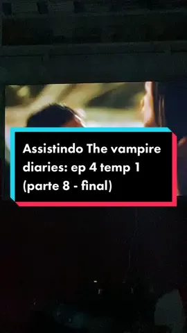 Se todo mundo soubesse da existência de vampiros, a Elena não teria convidado o Damon pra entrar em casa… #thevampirediaries #tvd #react #foryou #foryoupage #hbomax 