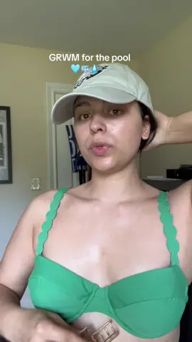 Pov sun spots scare me #ericag✨ #BeautyTok #beautymemes #nationalsunscreenday #paulaschoice #supergoop #sunblockgirly 