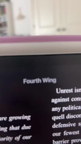 #fourthwing #BookTok #fourthwingrebeccayarros #fourthwingbook #xadenriorson #violetsorrengail 