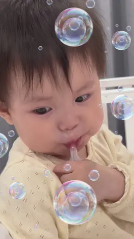 Sau trận ốm tự dưng mẹ gọi con là công chúa chứ lị 😌🎈