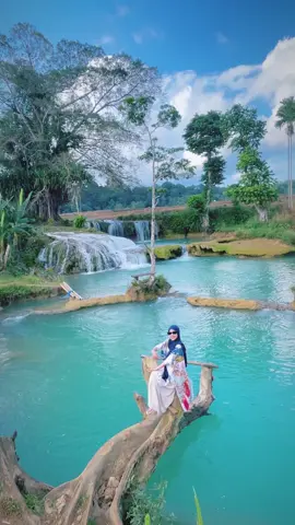 SUMBA ( Waterfall Mini ) #sumba #sumbatimur #sumbabarat #nttpride🏝🔥 #waikabubak #waingapu #aeathetic #wisata #wisataindonesia #ntt #kupang #explorepage #fypシ゚viral  #waterfall #sumbatimur_ntt #tiktokers #fypシ 