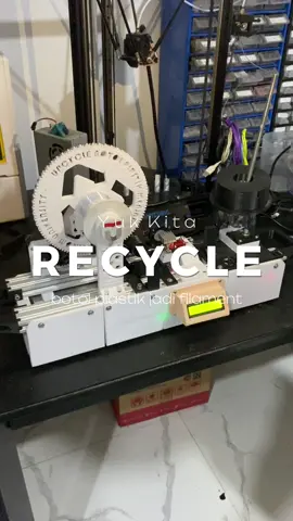3D filament from PET Bottle. Ini mesin bikinan anak TA bimbingan saya. #recycle #filament #3dprinting #sampahplastik #upcycling #3d #plasticfree [Source : ReCreator 3D - YouTube] 