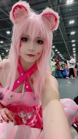 gloomy at comic con!!!! #gloomybear #gloomybearcosplay #cosplay #mcmcomiccon #anime #fyp #foryoupage #mcmcomiccon2023 #mcm2023 #supersonico #supersonicocosplay #sonico #sonicocosplay 