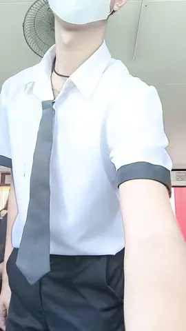 #fy #fyp #filipinoboy #uniformschool #philippinesschool #mensoutfitideas #teachhowtodougie #filipinouniform 