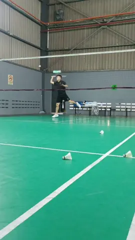 forehand half court dropshot #badmintonskills #setbadmintonacademy #badminton #leezs #hoseh #羽毛球 