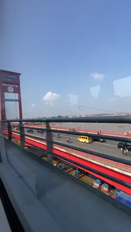 🥹🫶🏻  #sepanjang #jalanan #menanti #diujungjalan #ampera #palembangfyp #lrt #cepat #fyp 