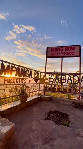 Isang wow Cafe by the Clouds. 💛 #sagada  #sagadamountainprovince #traveltiktok #inhinyero #fyp  #foryoupage #biyaheronginhinyero 