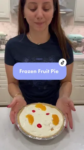 Frozen Fruit Pie #icecream #tiktokcookbook #summervibes #yummy #satisfyingvideos 