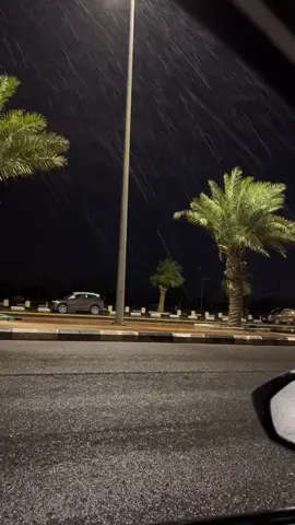 ‏⁦‪مطر‬⁩ ⁦‪الليّل‬⁩ يراضيني,نيابةً عن كُل شي بالدنيا🤍..      #اكسبلورexplore #جازان #ترند #ابوعريش #جوازنه_من_امفن #جيزان_صامطه_صبيا__بيش_فرسان 